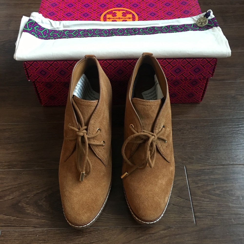 Tory Burch Hilary Booties Tan